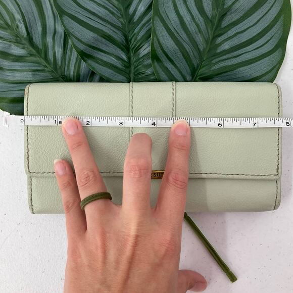 Fossil Mint Green Brass Bifold Zip Around Snap Cow Hide Leather Pockets Wallet - Picture 9 of 10